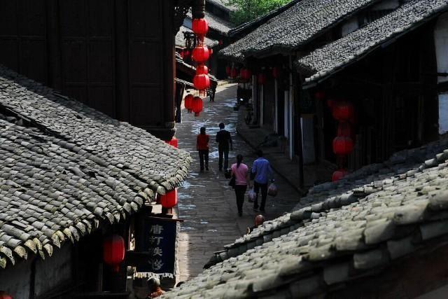 星际冒险限时开启,《银河系历险记》打造沉浸式“戏偶影院”